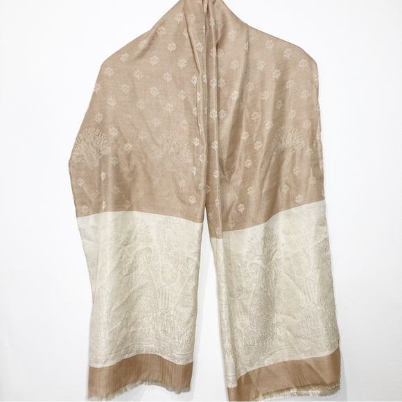Simply Noelle Pashmina Floral Paisley Scarf Silk Blend Fringe Tan Cream NEW - Picture 6 of 9